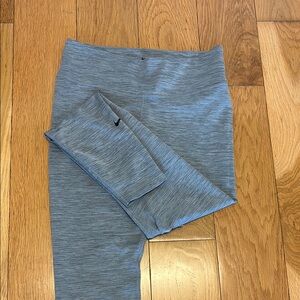 EUC Nike Heathered Gray dry fit Leggings